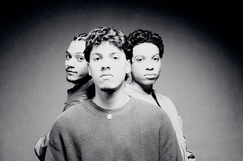 Trivia lança single Cartas na Mesa