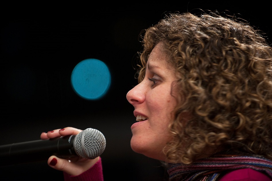 Sarau "Todos Nós Somos Um" homenageia Giovanna Farias na Lapa