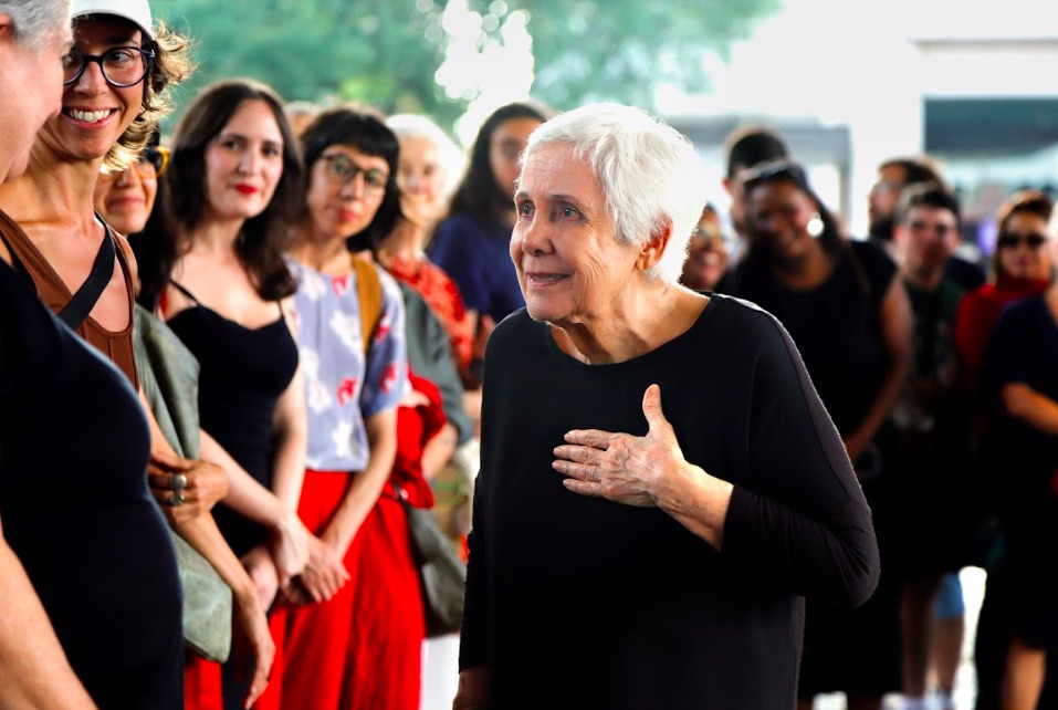 Anna Maria Maiolino apresenta a performance KA no Museu do Amanhã