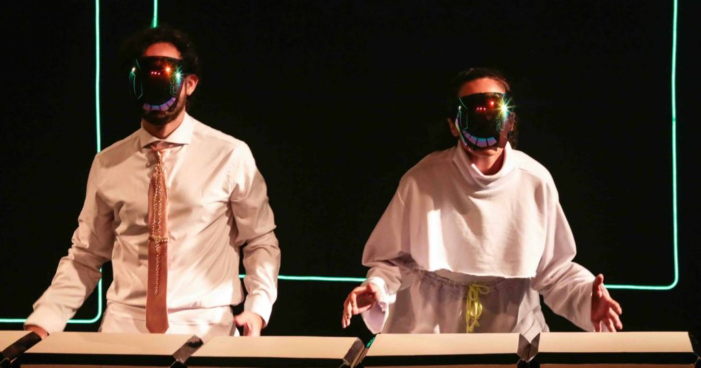 Grupo Carmin encena "Gente de Classe" no Teatro Firjan Sesi Centro