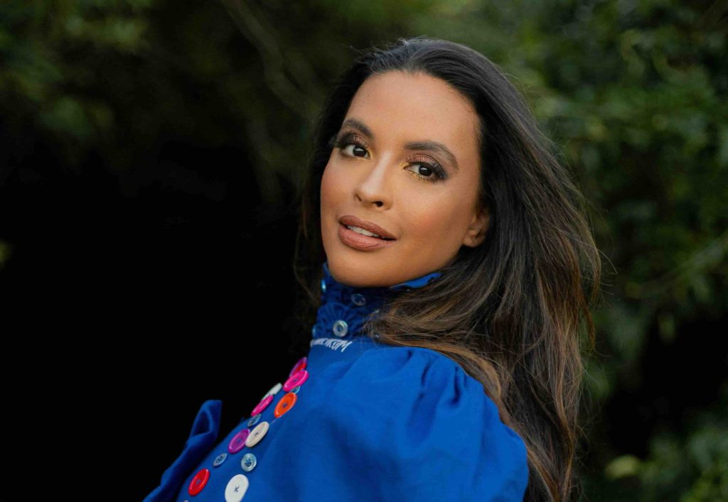Héloa realiza seis apresentações do show "Árida" no Rio de Janeiro